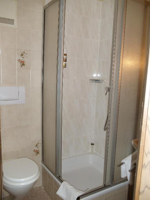 Hotel Zum Pfalzgrafen Heidelberg Kamer foto