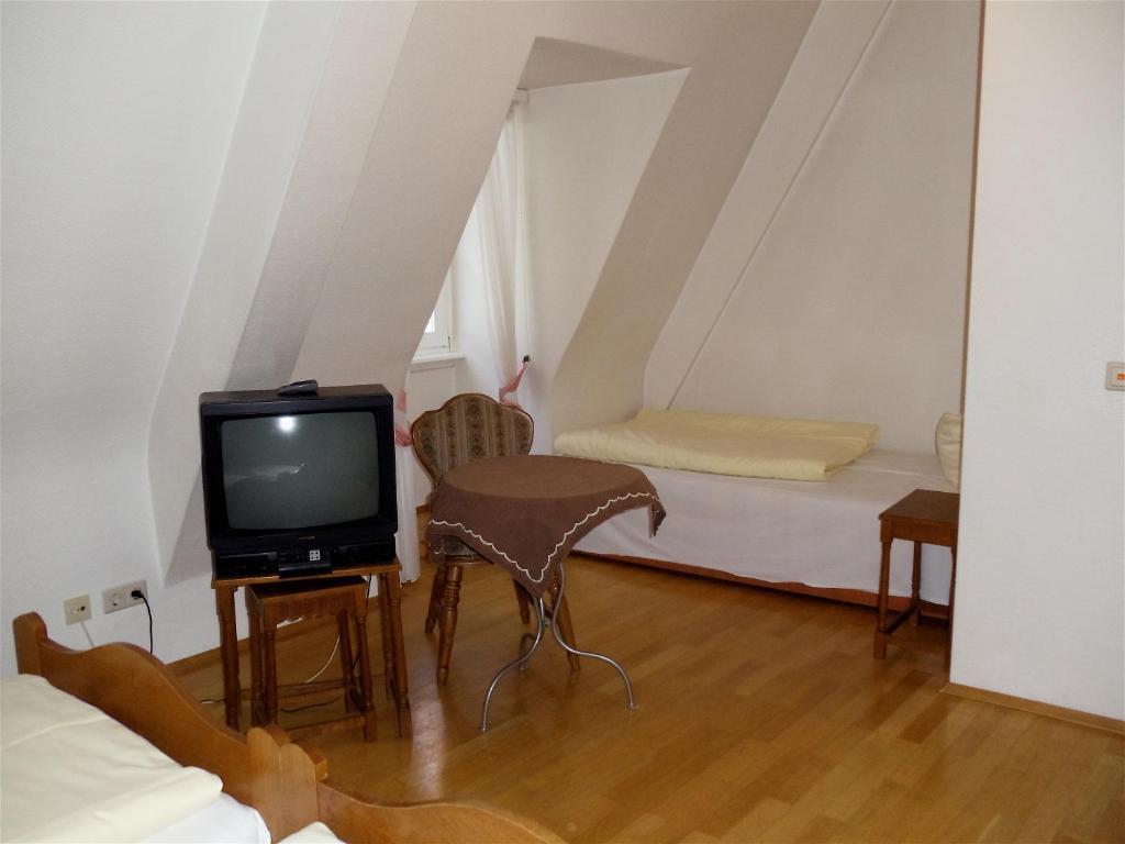 Hotel Zum Pfalzgrafen Heidelberg Kamer foto